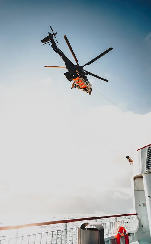 We have best luxury helicopter services for you. - 爱游戏fenglinrui